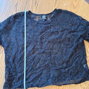 Bobeau Elegant Black Lace Top